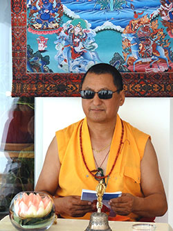 Lama Tharchin Rinpoché